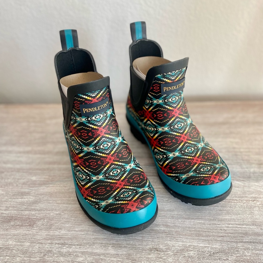 Pendleton Carico Lake Chelsea Waterproof Native American Inspired Rain Boots 7